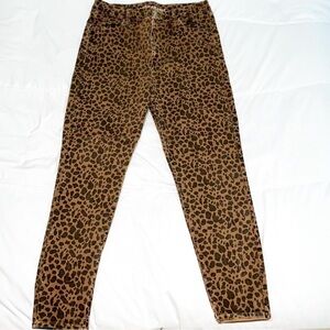 American Eagle cheetah/Leopard Jegging